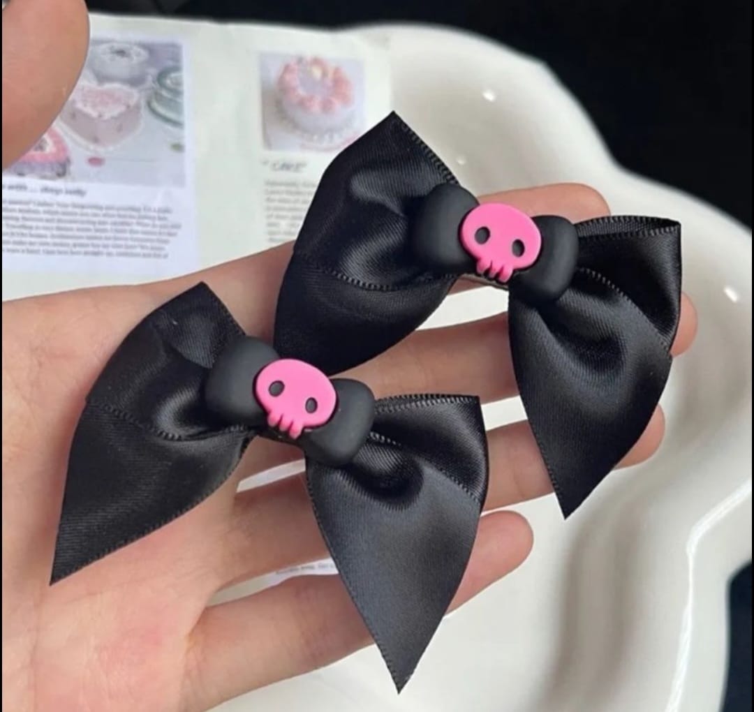 Kuromi Sanrio Hairclip Skull Cute Bows Set